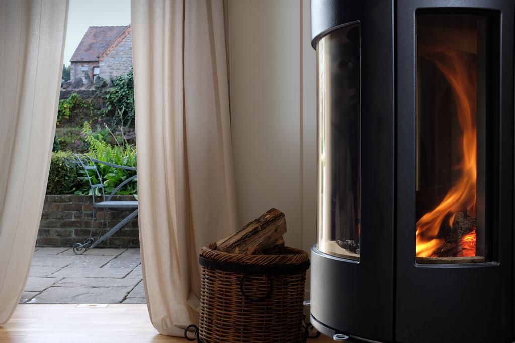 Host & Stay - The Raven Hotel Much Wenlock Eksteriør bilde