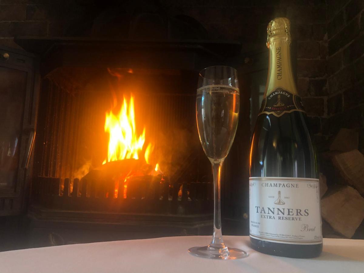 Host & Stay - The Raven Hotel Much Wenlock Eksteriør bilde