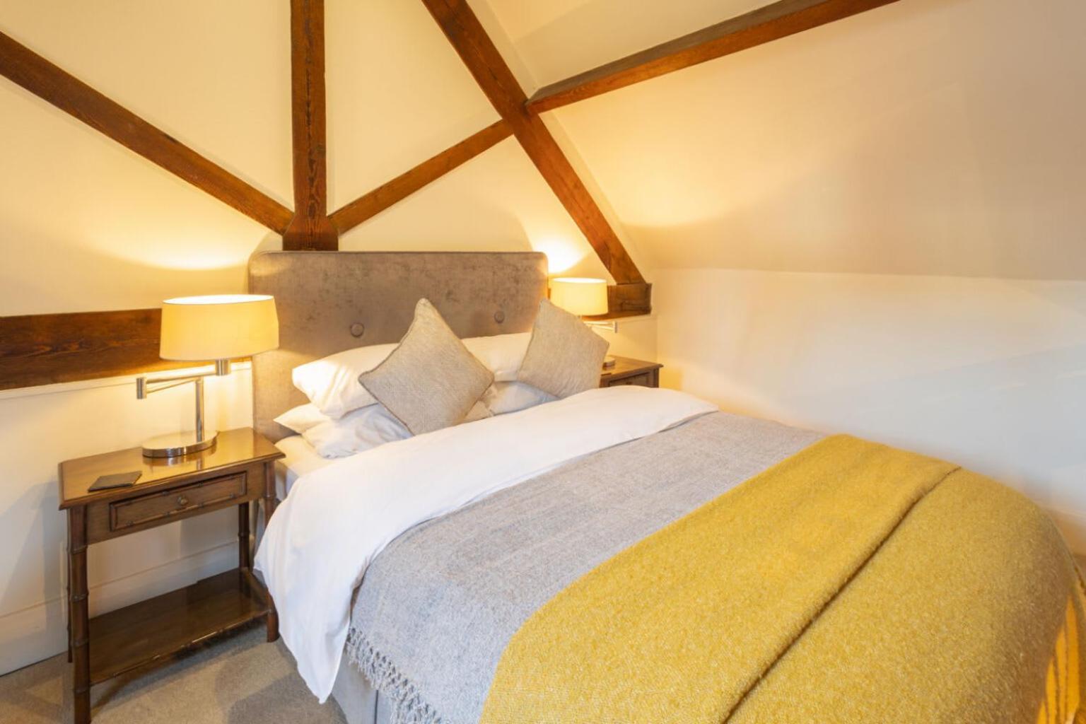 Host & Stay - The Raven Hotel Much Wenlock Eksteriør bilde