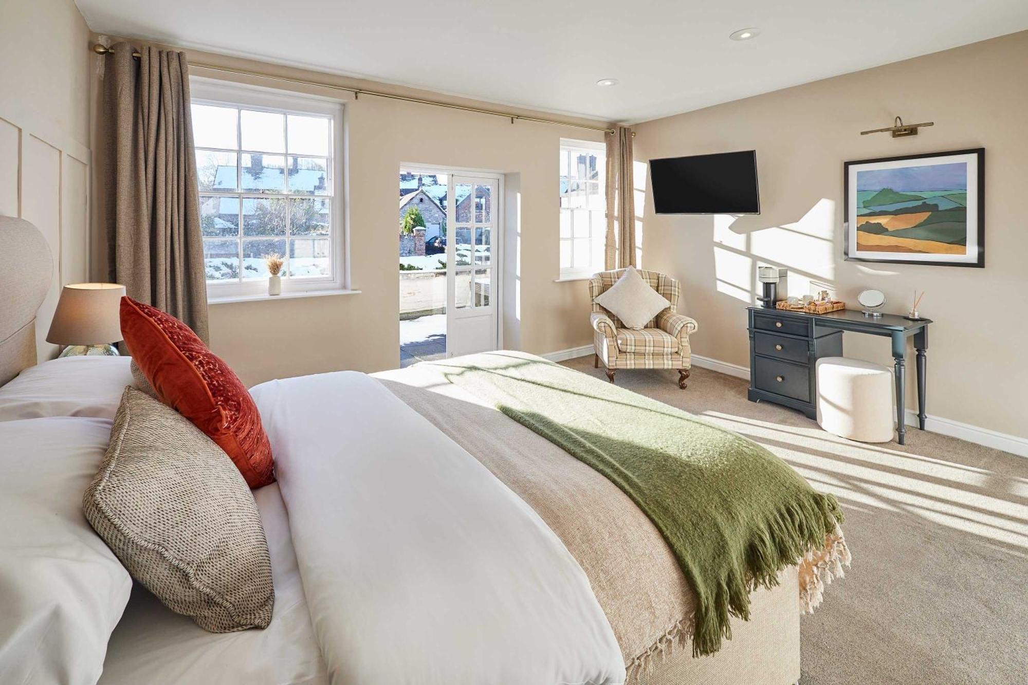 Host & Stay - The Raven Hotel Much Wenlock Eksteriør bilde