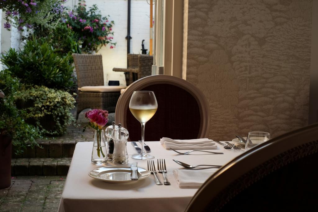 Host & Stay - The Raven Hotel Much Wenlock Eksteriør bilde