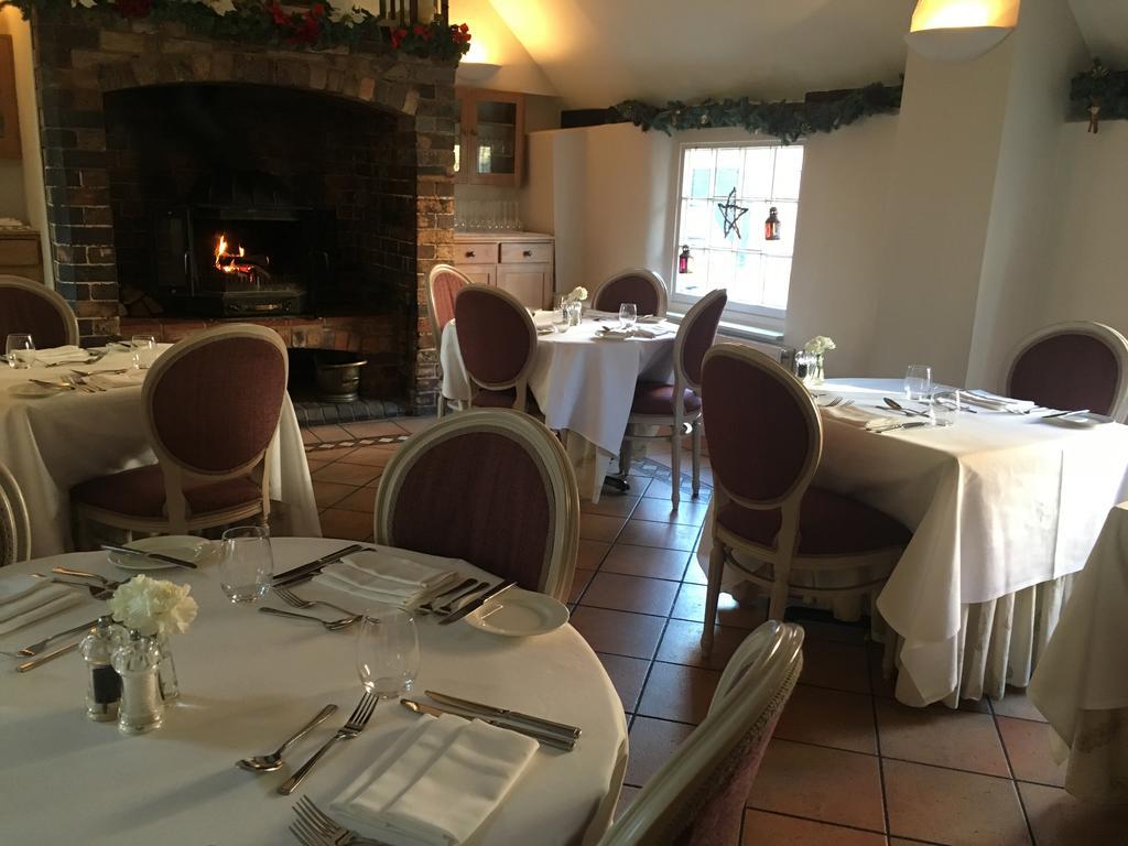 Host & Stay - The Raven Hotel Much Wenlock Eksteriør bilde