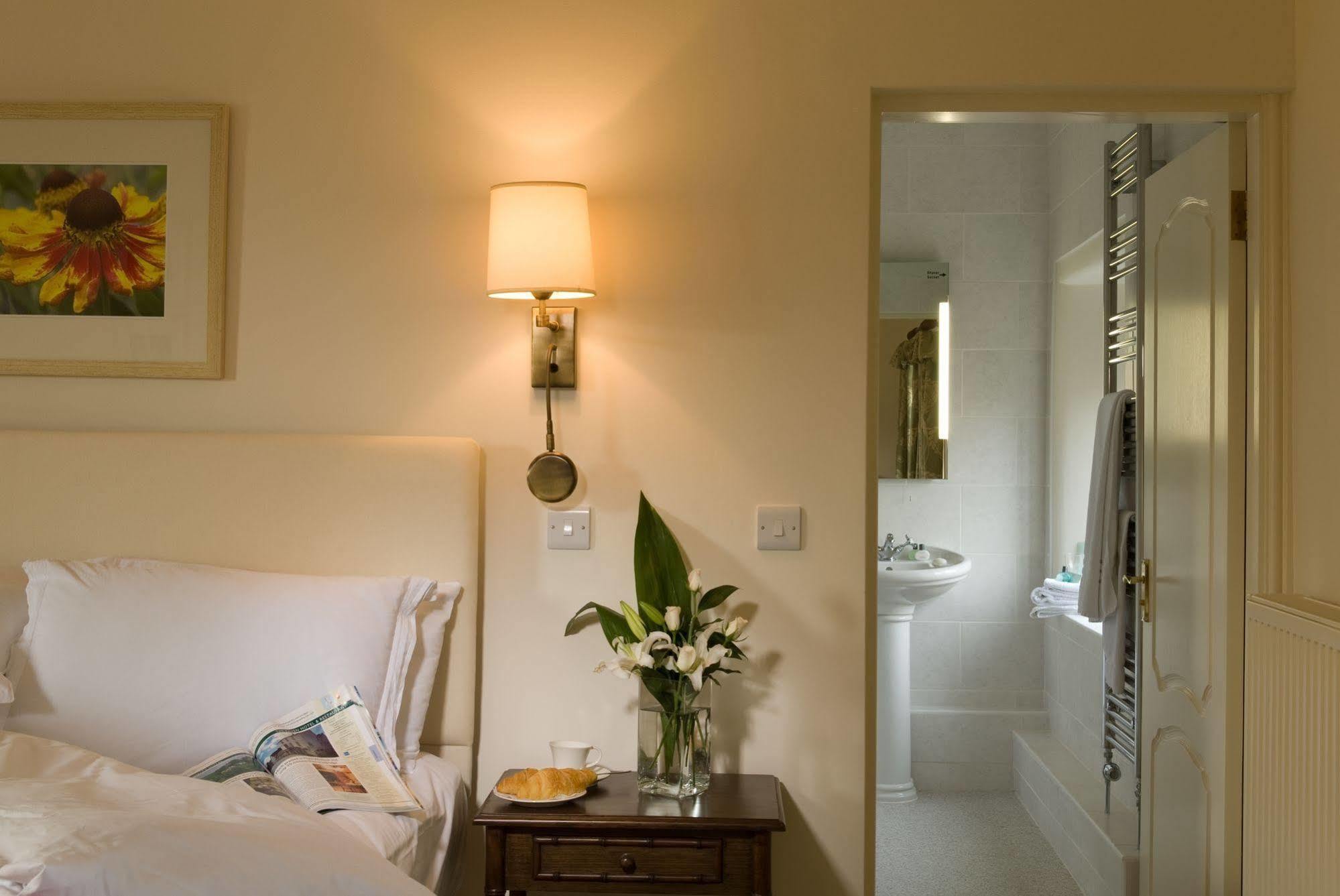 Host & Stay - The Raven Hotel Much Wenlock Eksteriør bilde